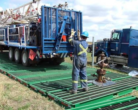 Spill Containment Solutions for Wellheads - Enviro-Pads